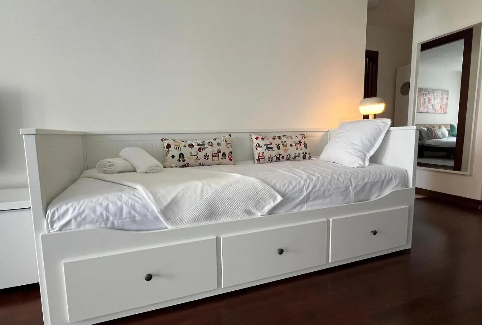 Central City Oasis - Incity Bucharest Apartment