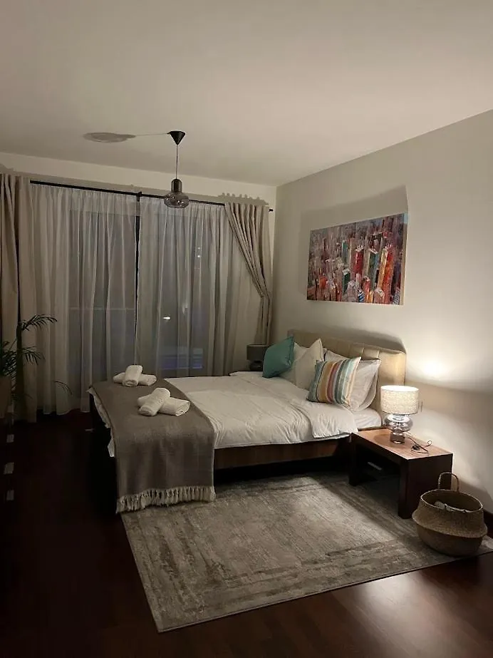 Central City Oasis - Incity Bucarest Apartamento