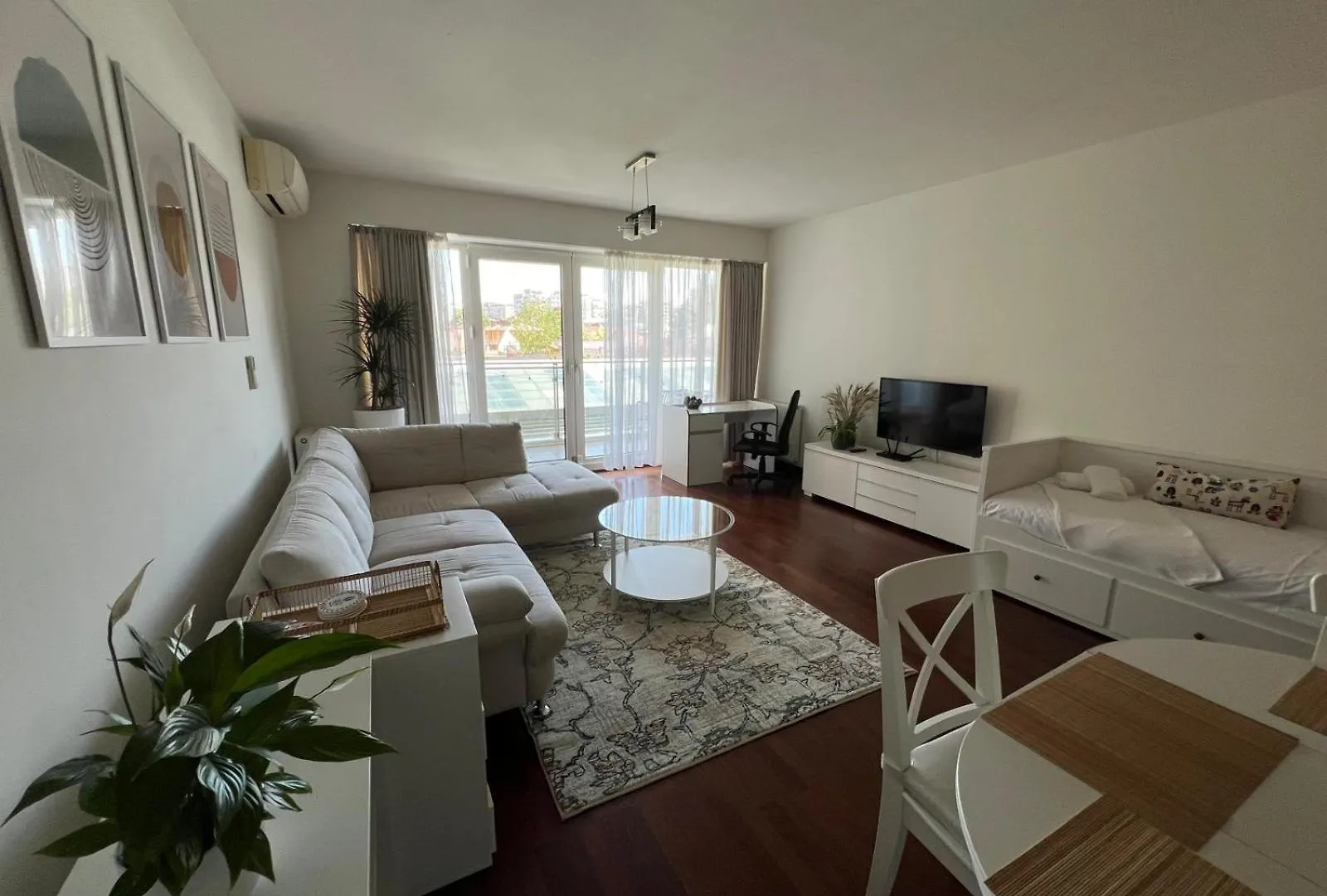 בוקרשט Central City Oasis - Incity