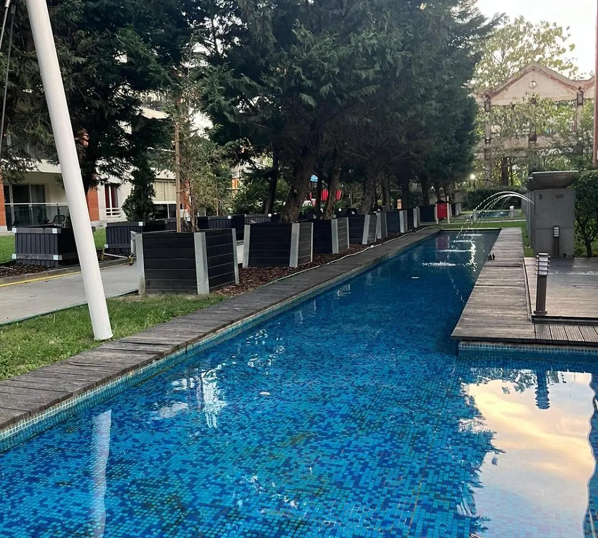 בוקרשט Central City Oasis - Incity 0*,